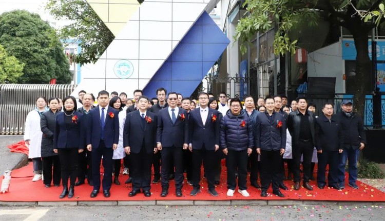 广西农垦食品研究院正式揭牌1 (1)_副本.jpg